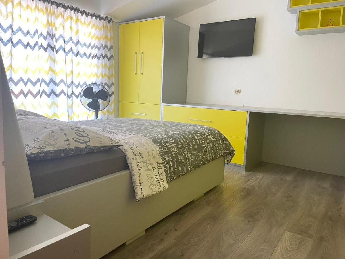Sweet Apartment In Quiet Part Of Сплит Экстерьер фото